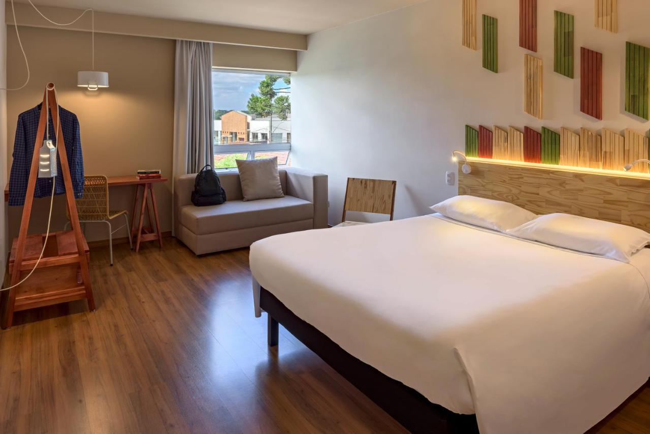 Hotel Nacional Inn Curitiba Santa Felicidade Екстериор снимка