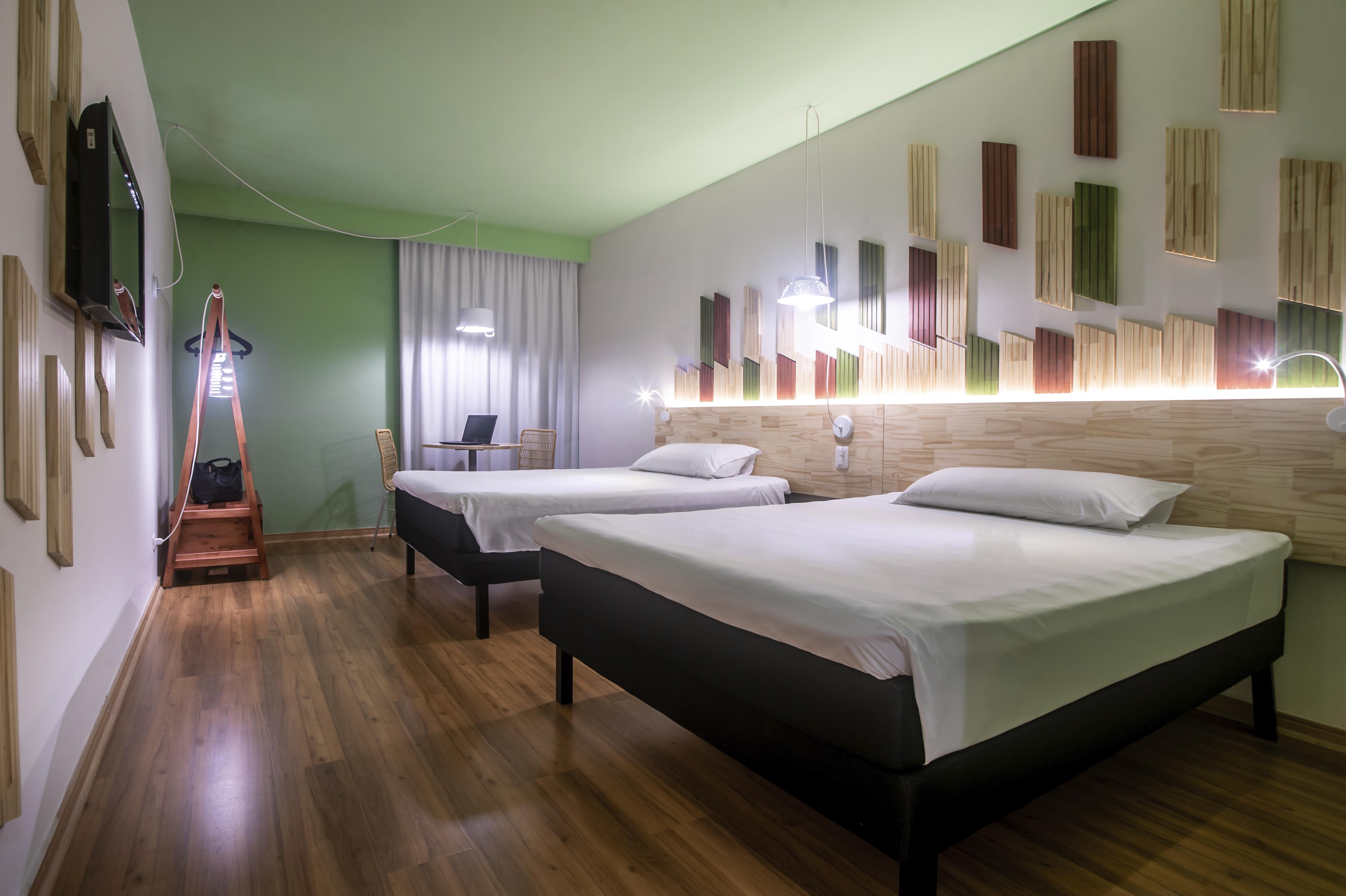 Hotel Nacional Inn Curitiba Santa Felicidade Екстериор снимка