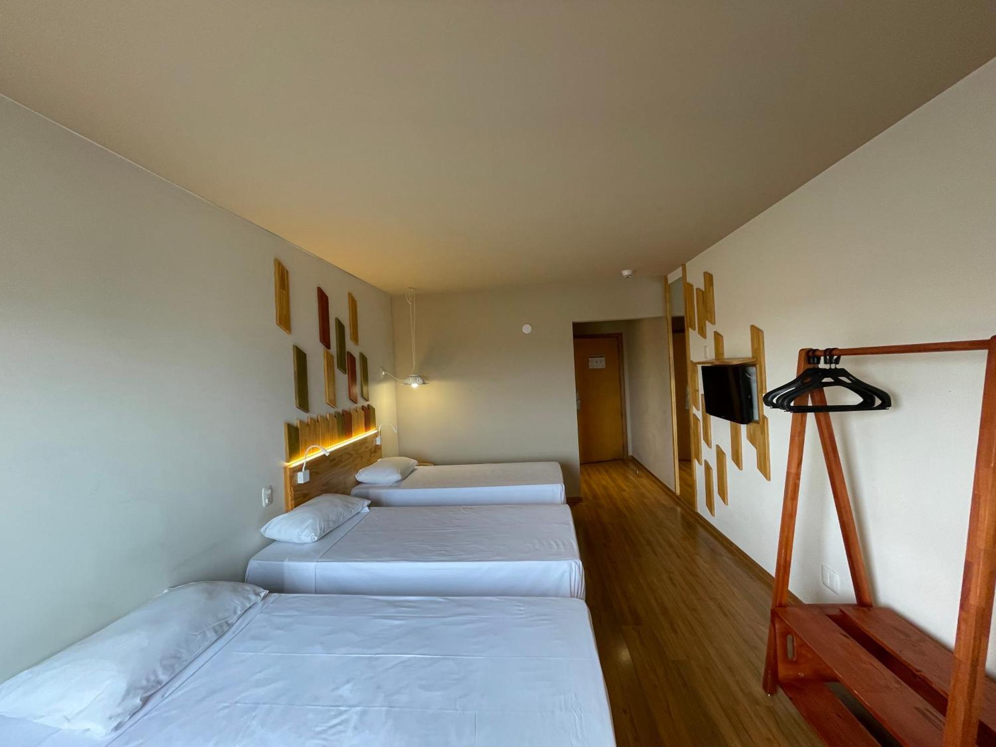 Hotel Nacional Inn Curitiba Santa Felicidade Екстериор снимка