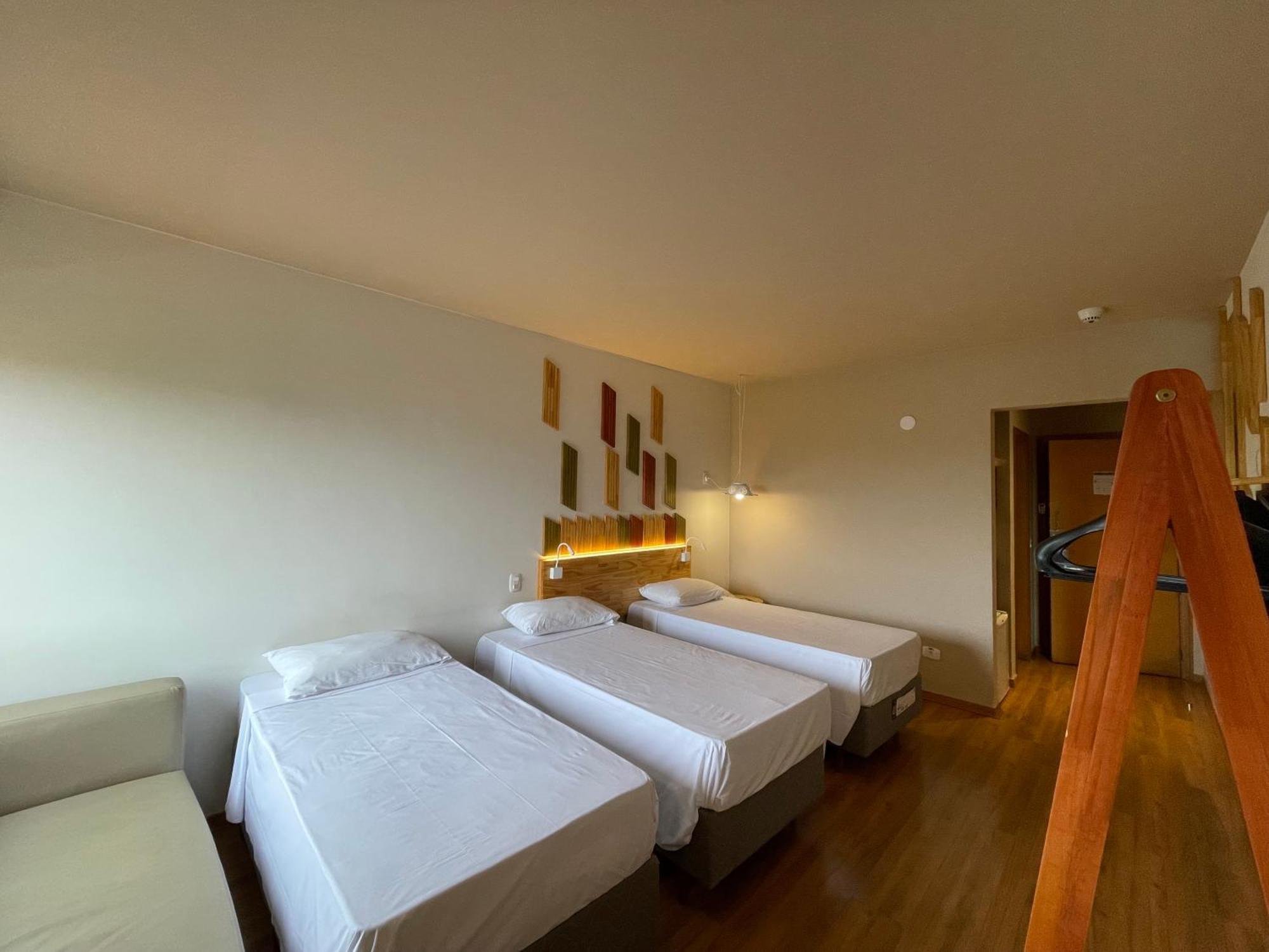 Hotel Nacional Inn Curitiba Santa Felicidade Екстериор снимка